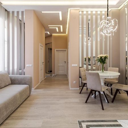 Royal Stylish Apartment In The Old City Lemberg Exterior foto