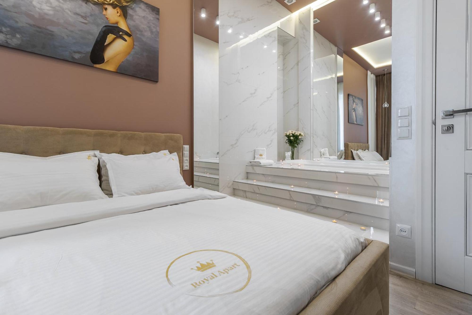 Royal Stylish Apartment In The Old City Lemberg Exterior foto