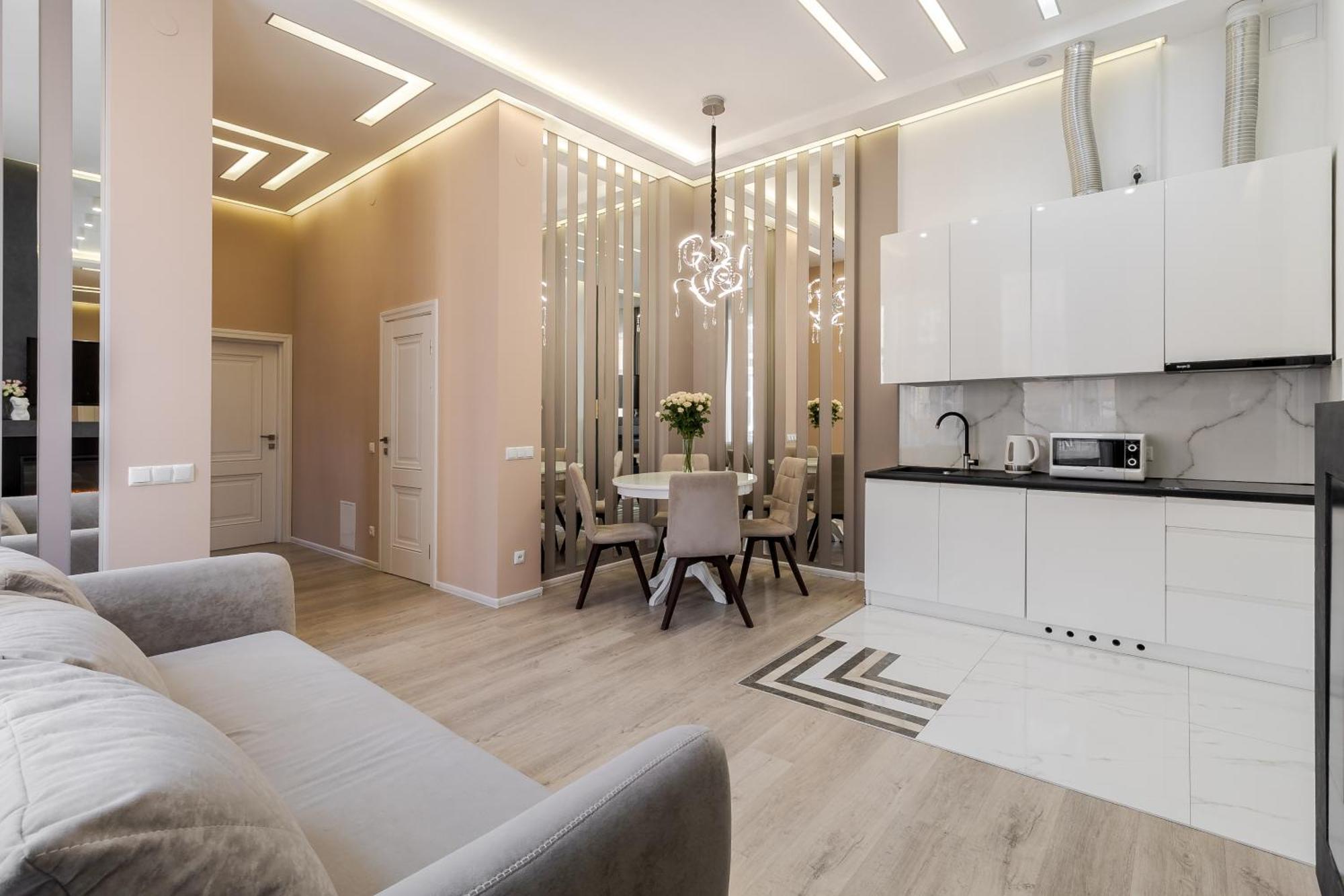 Royal Stylish Apartment In The Old City Lemberg Exterior foto
