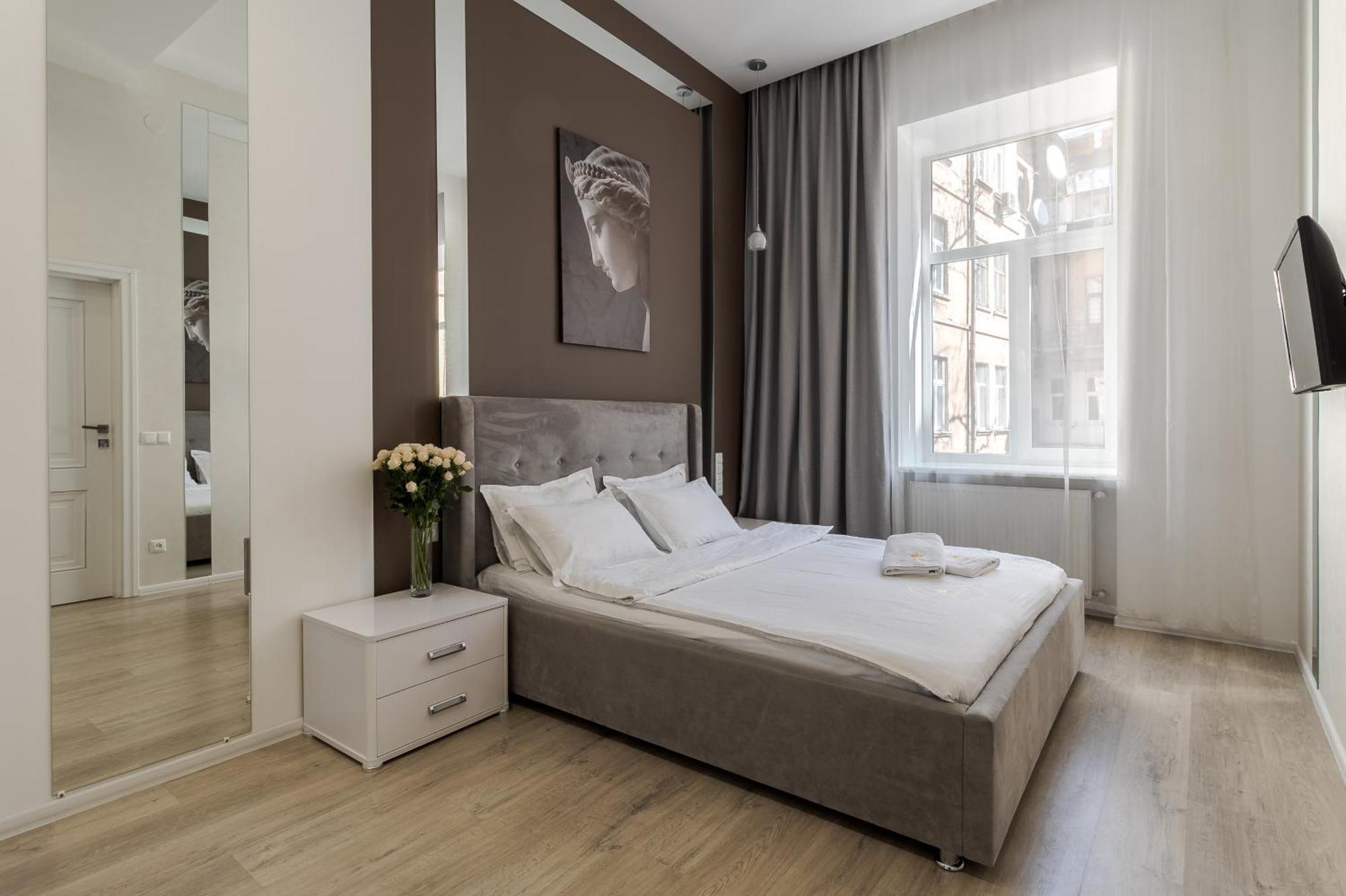 Royal Stylish Apartment In The Old City Lemberg Exterior foto